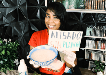 Keratina Casera Para Alisar y Dar Brillo al Cabello Con Linaza y Azúcar